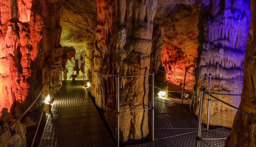 Cave,Sfendoni Crete